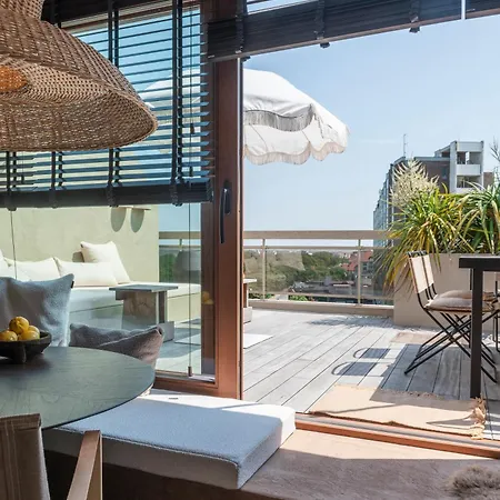 Loft Living Parkview *